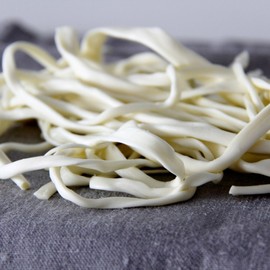 Сыр Спагетти-Саргуль рассольный